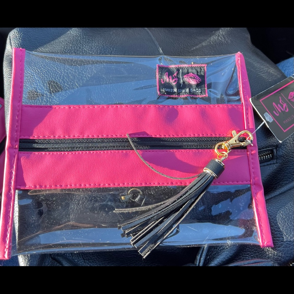 MAKEUP JUNKIE BAGS